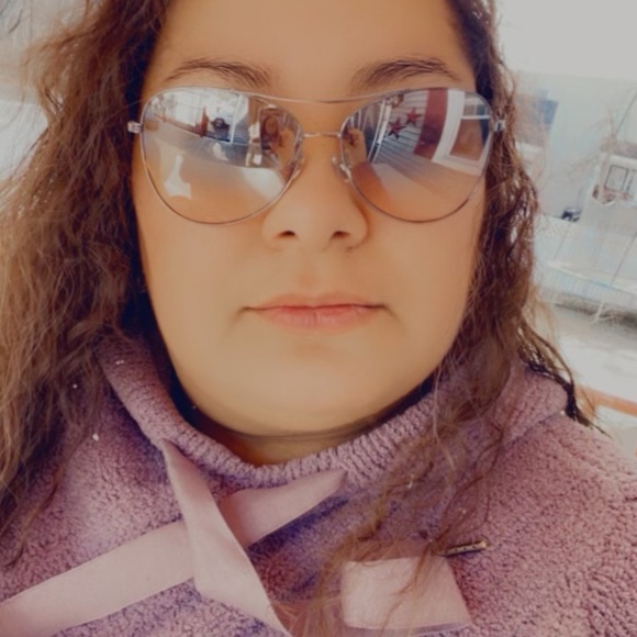 Sunglasses - Picture 4 of 4